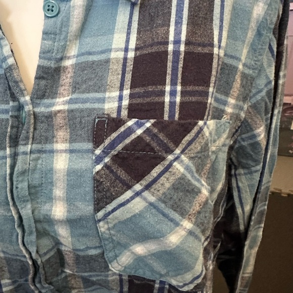 Time and Tru Blue and Plaid Women’s Shirt Size XXXL (22) - Picture 3 of 3